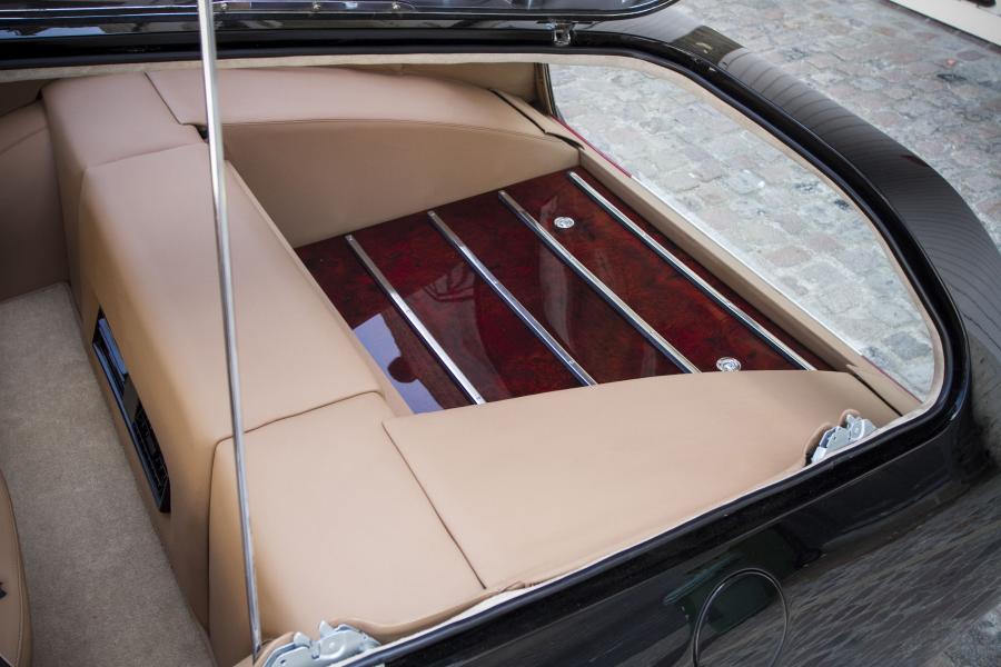 Багажник Ferrari 365 GTB/4 Panther Shooting Brake (15275) 1975 года  (фото 6 из 29)